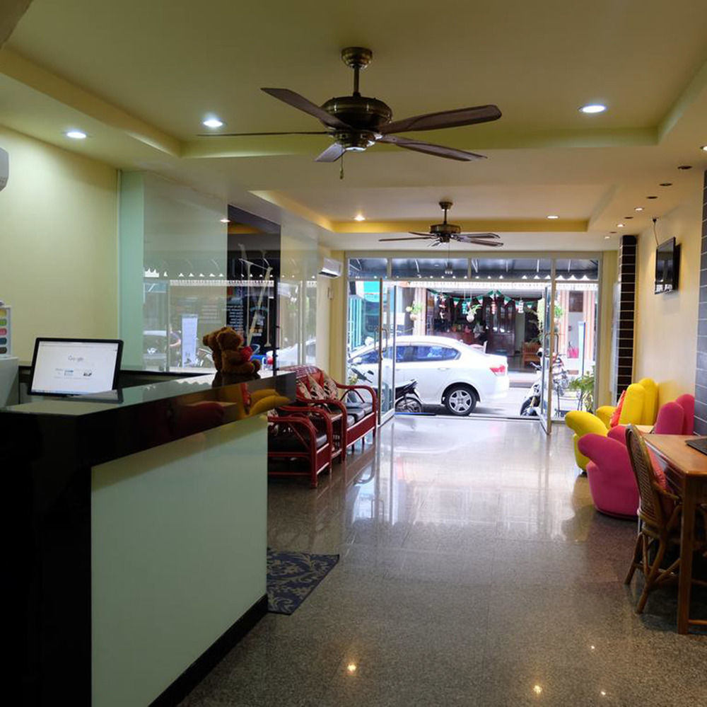Armoni Patong Beach Hotel Екстер'єр фото
